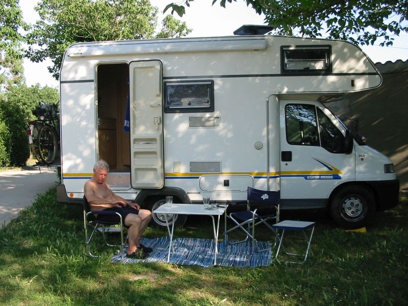 Camping Arles